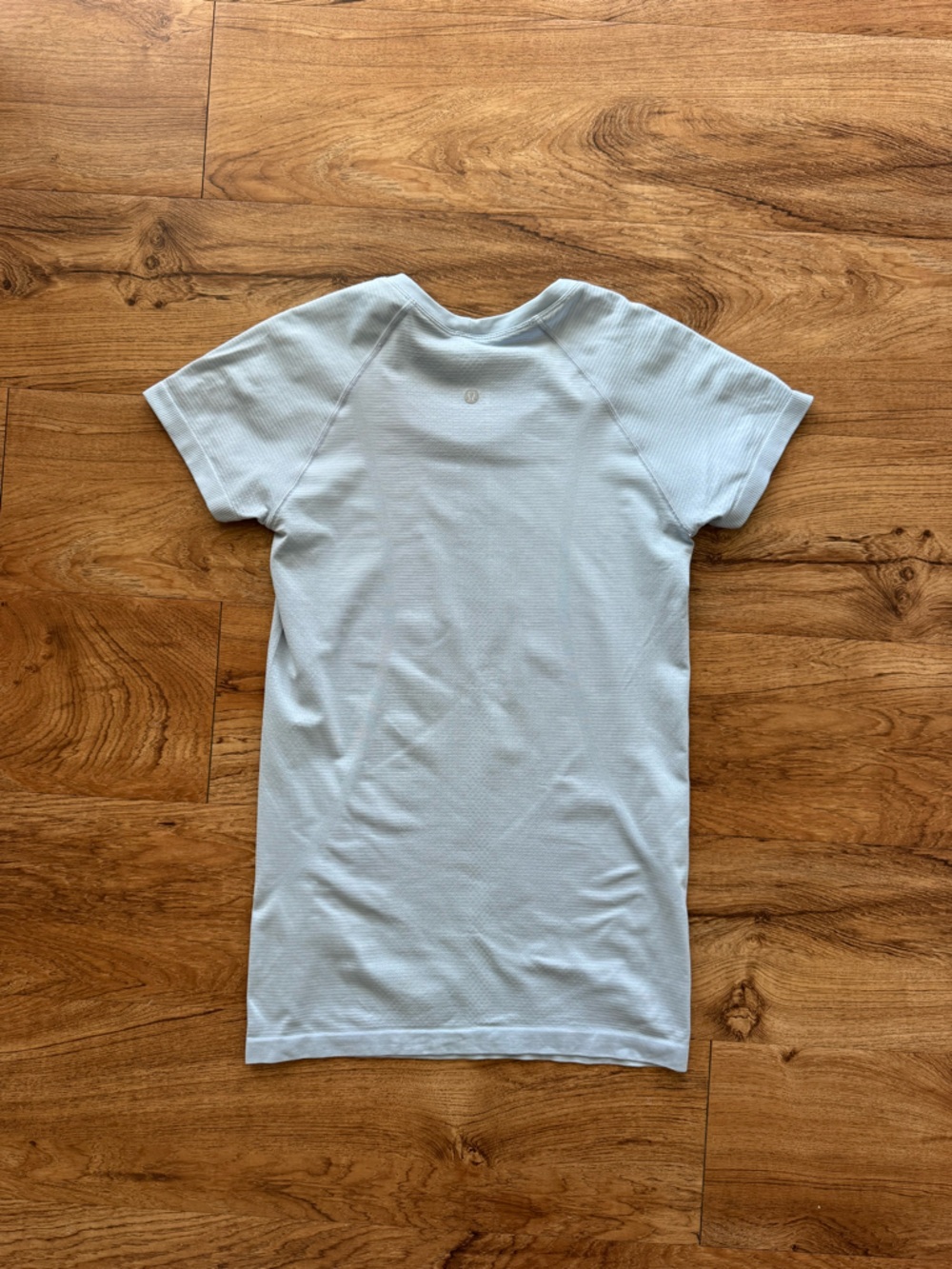 Lululemon Swiftly Tech Short-Sleeve Shirt 2.0 - Picture 5 of 6